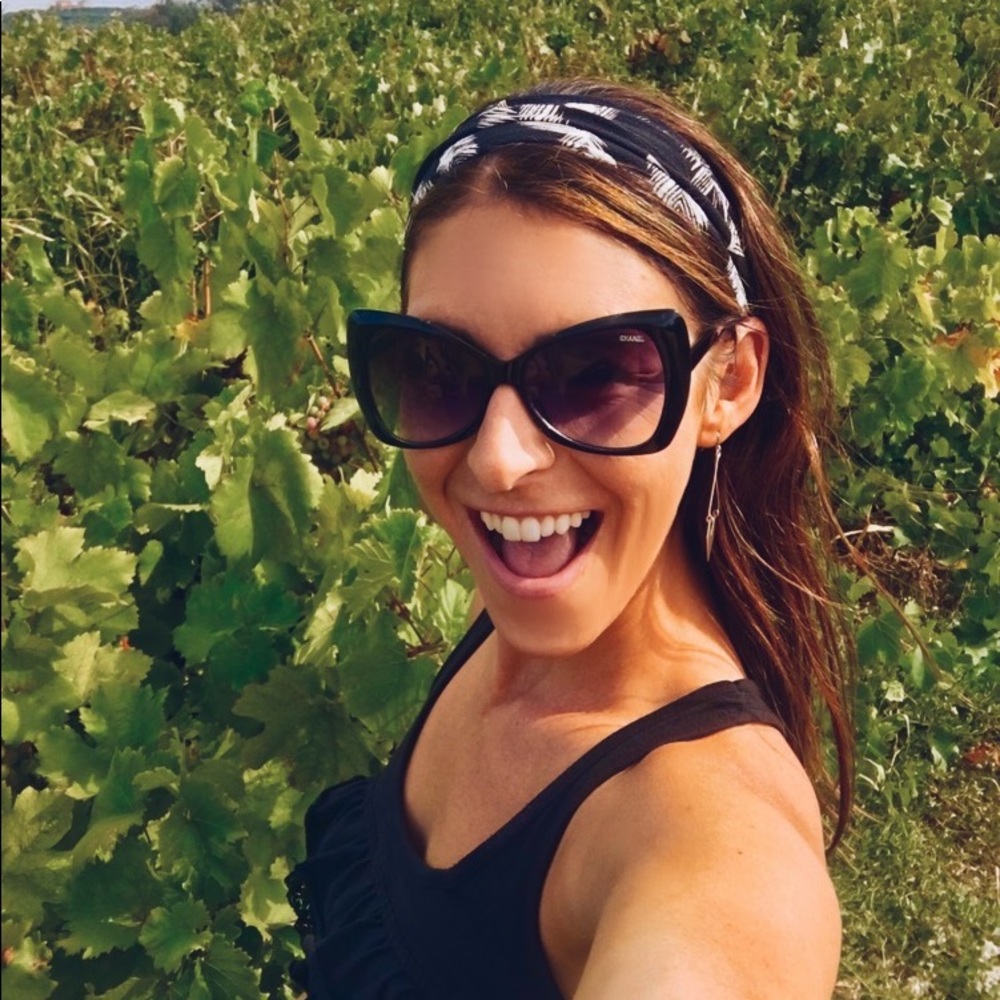 Meet your Posher, Lacey